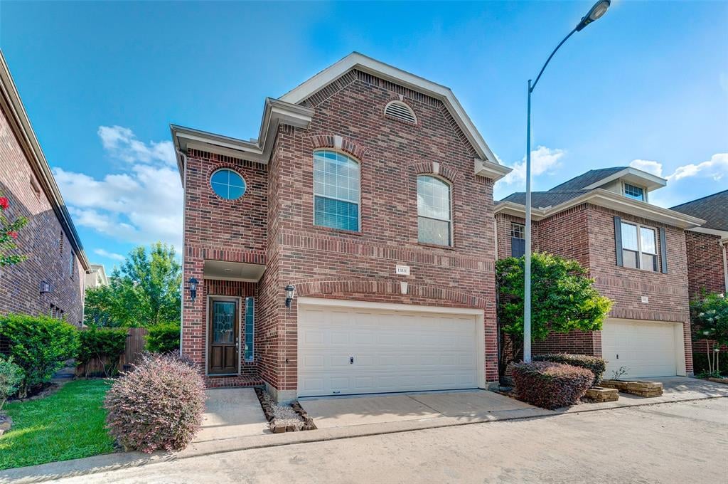 13331 Olive Trace