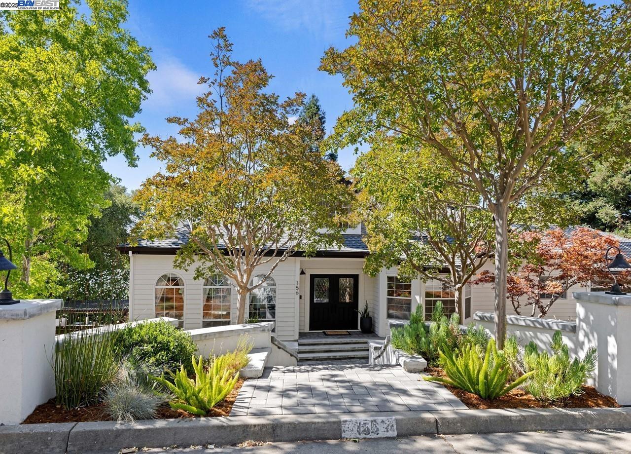 156 Del Monte Drive