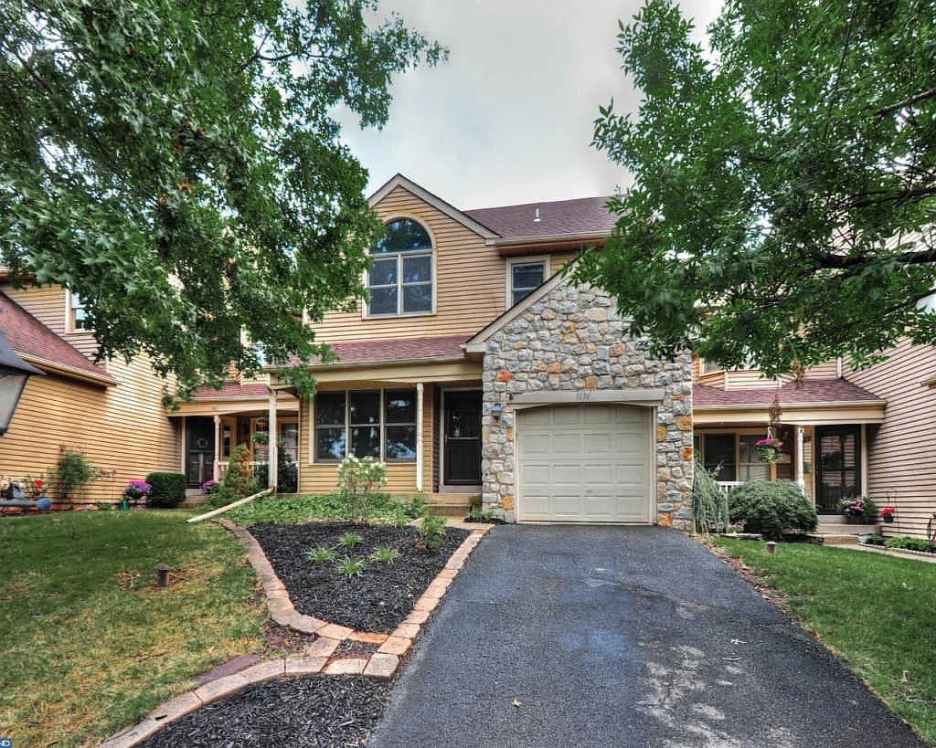 1136 Keats Ct