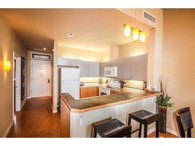 2220 W Woodin Ave #405