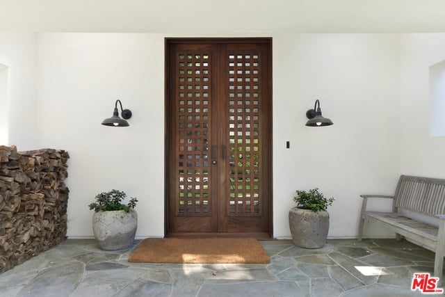 Skyreach Pavilion, Birdview Ave, 90265