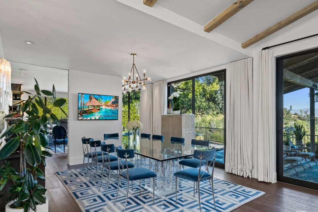 Lumina Villa