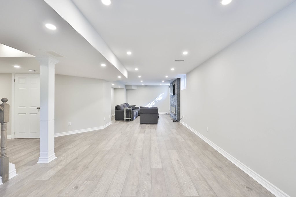 2151 Bingley Cres