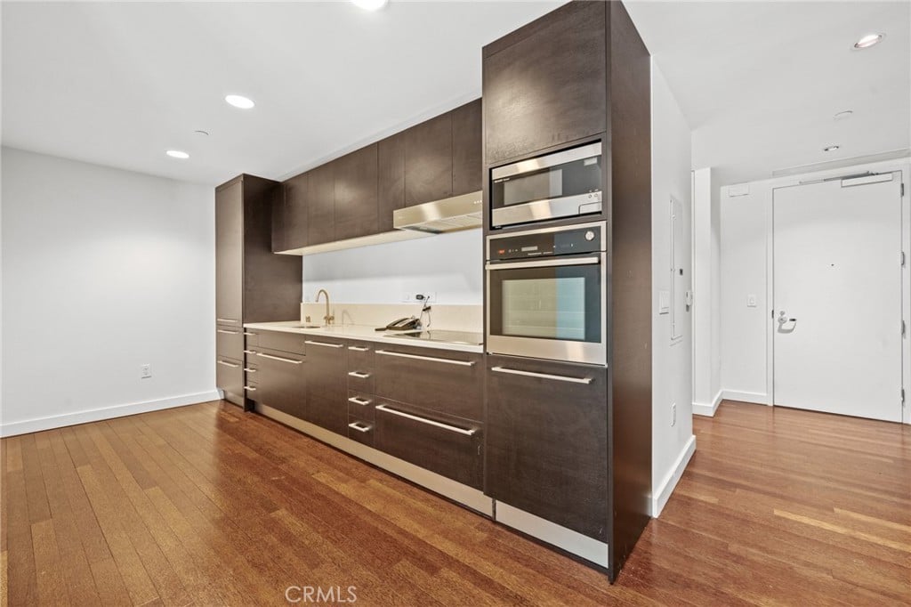 6250 Hollywood Blvd, #4M