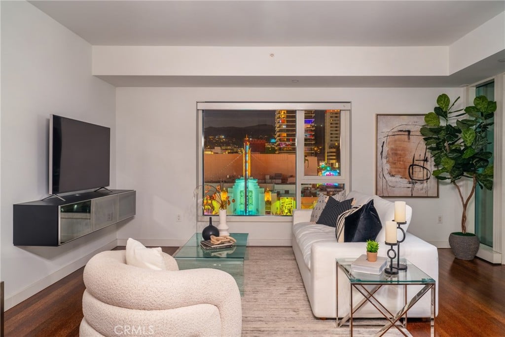 6250 Hollywood Blvd, #7G