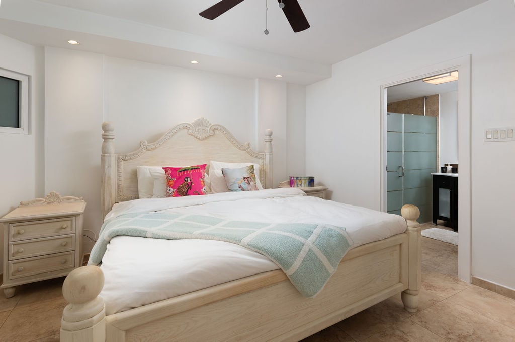 Ocean One 203