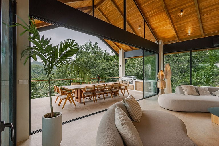 Villa Bahia Oceanview Designer Retreat