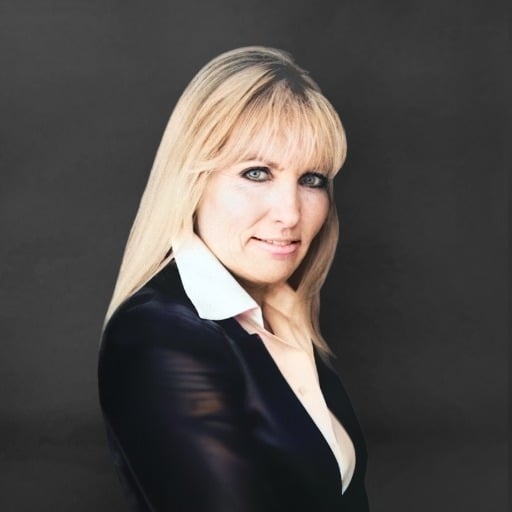 Lori Rowe