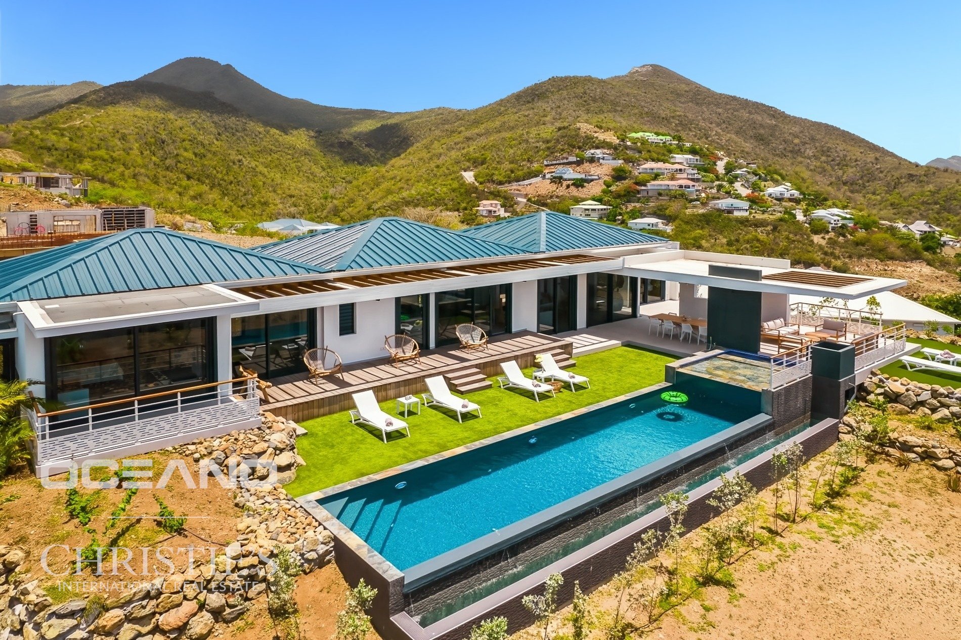 Modern Villa  - Hope Hill