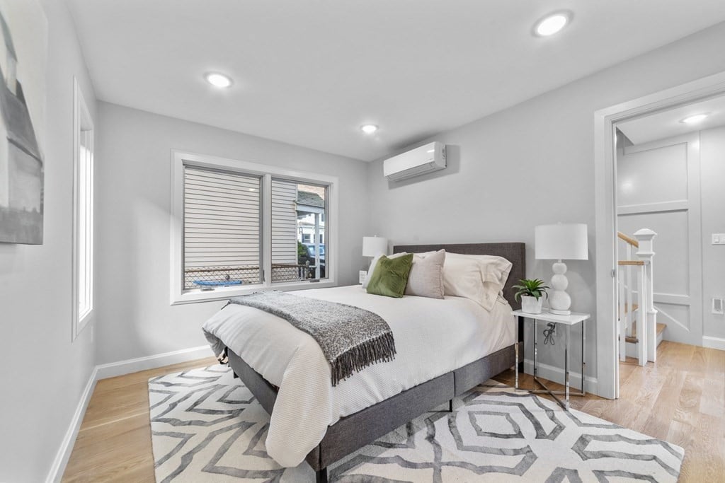 90 Holworthy St Cambridge, MA 02138