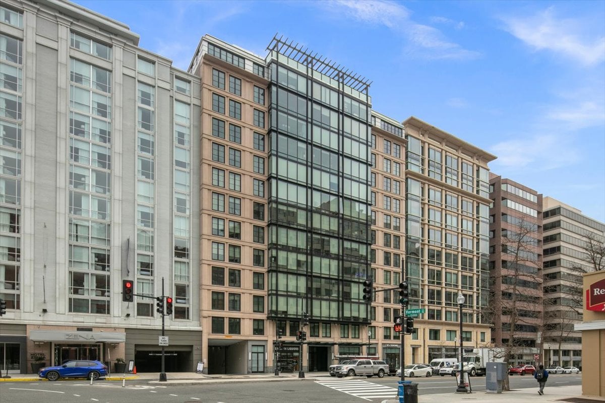 1133 14th St NW, Unit 704