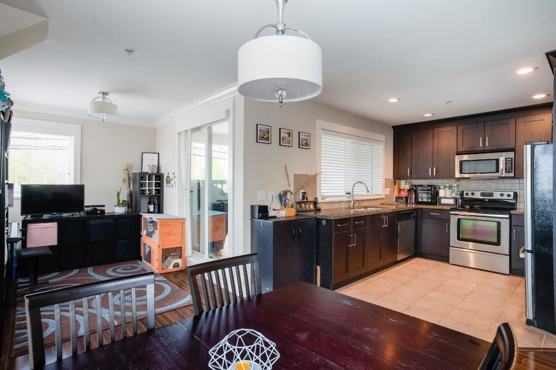 1130 Ewen Ave, #3