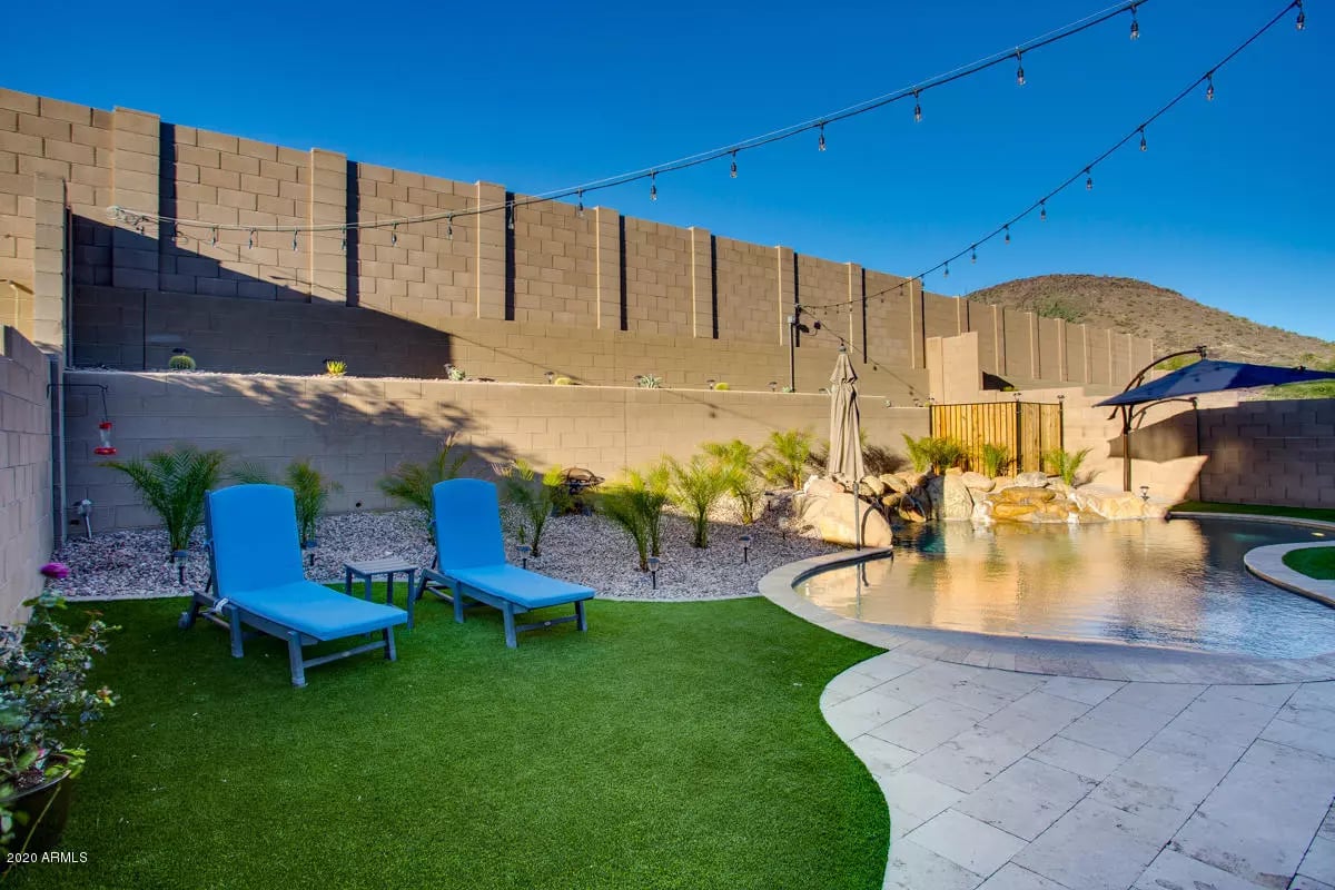 12922 W Ashler Hills Dr