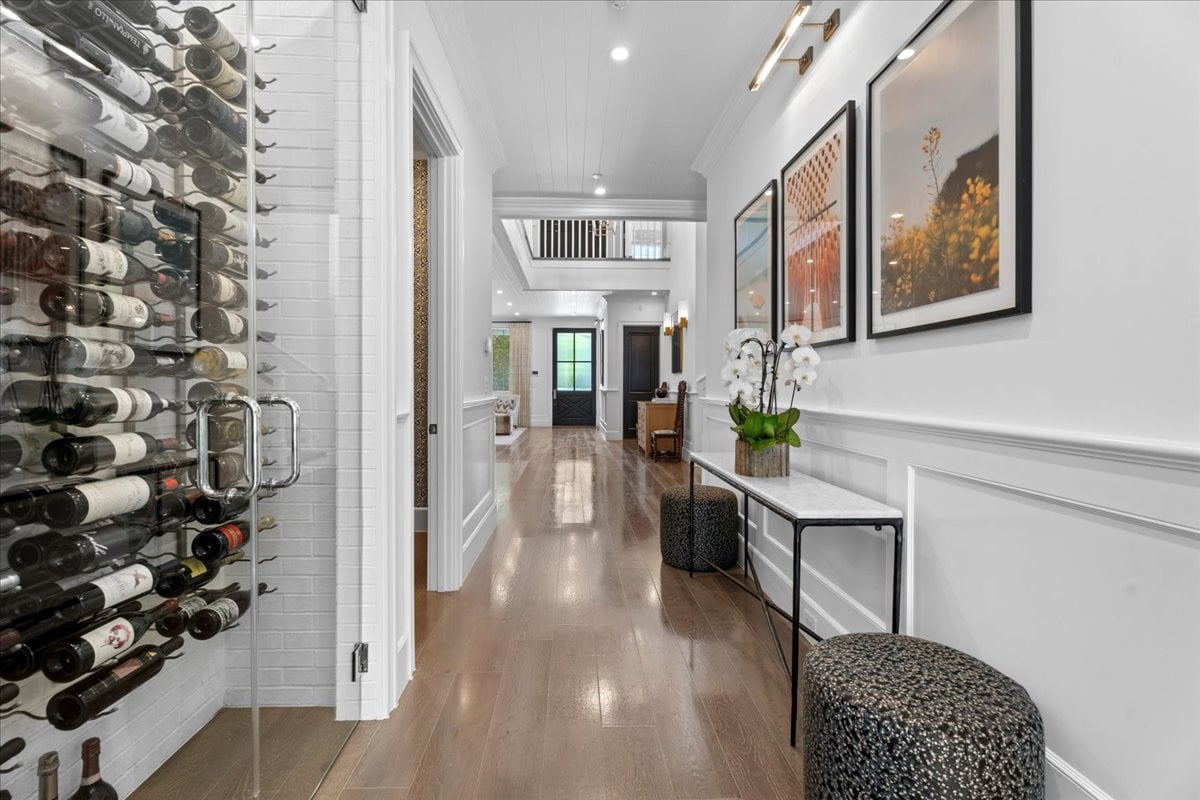 5 ★ 5 En Suite Luxe Stunner in Studio City