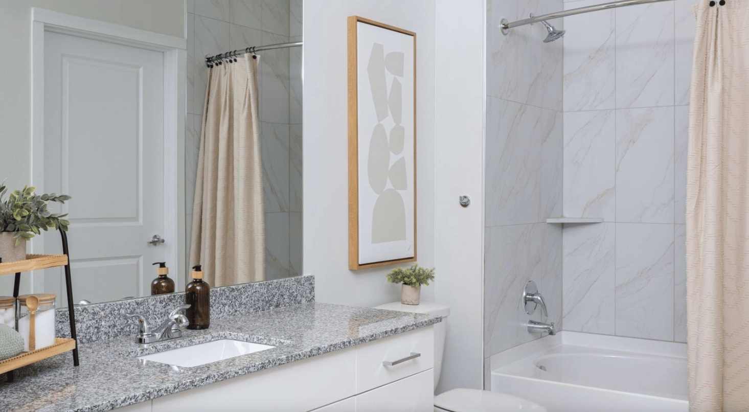 Enjoy up to 2 MONTHS BASE RENT FREE + a $1,250 gift card!