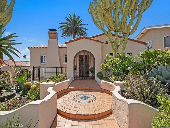 33901 El Encanto Ave