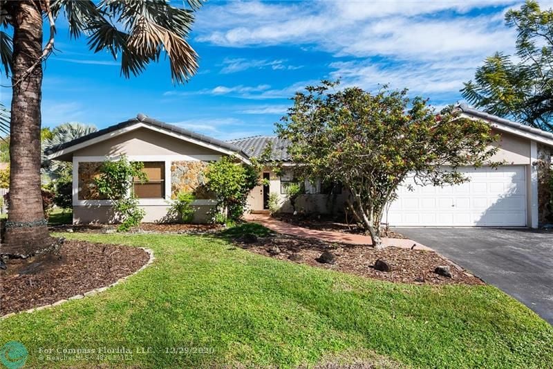 470 SW 169th Terr