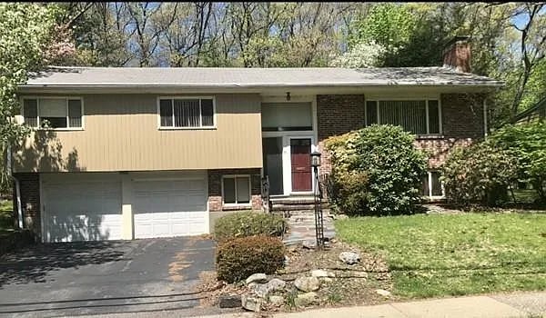 35 Wayne Rd