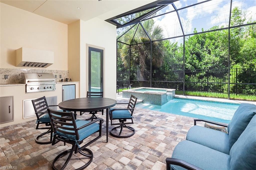 2879 Coco Lakes Dr
