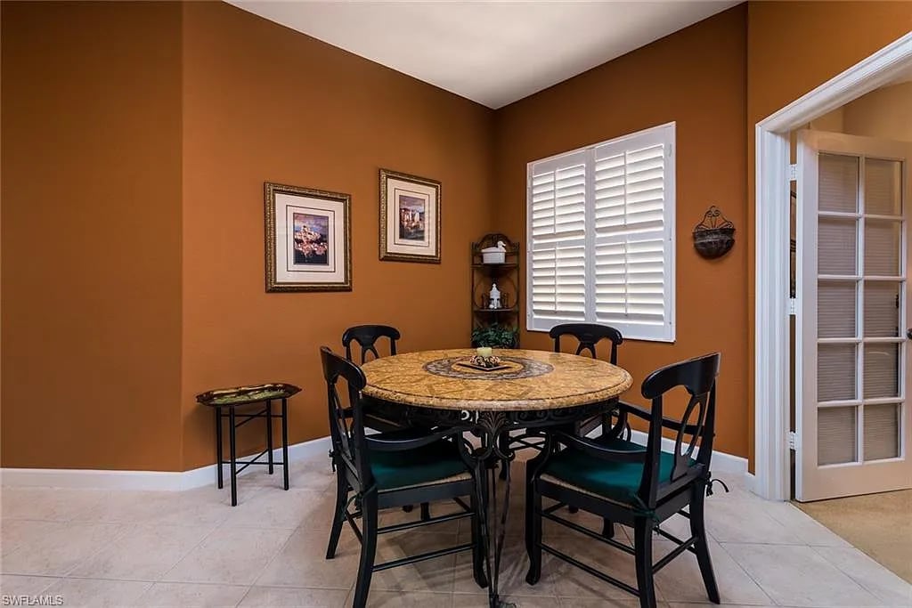 8524 Via Lungomare Cir #204