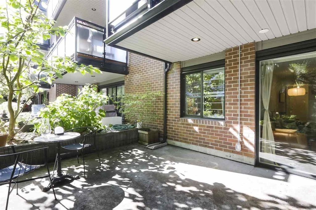 2255 York Ave, #109