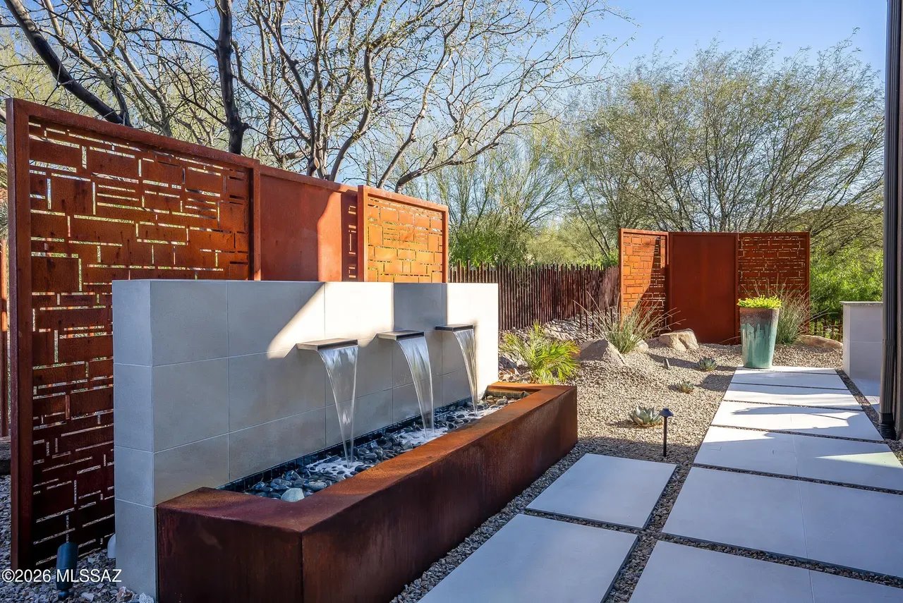 14248 N Hidden Enclave Pl