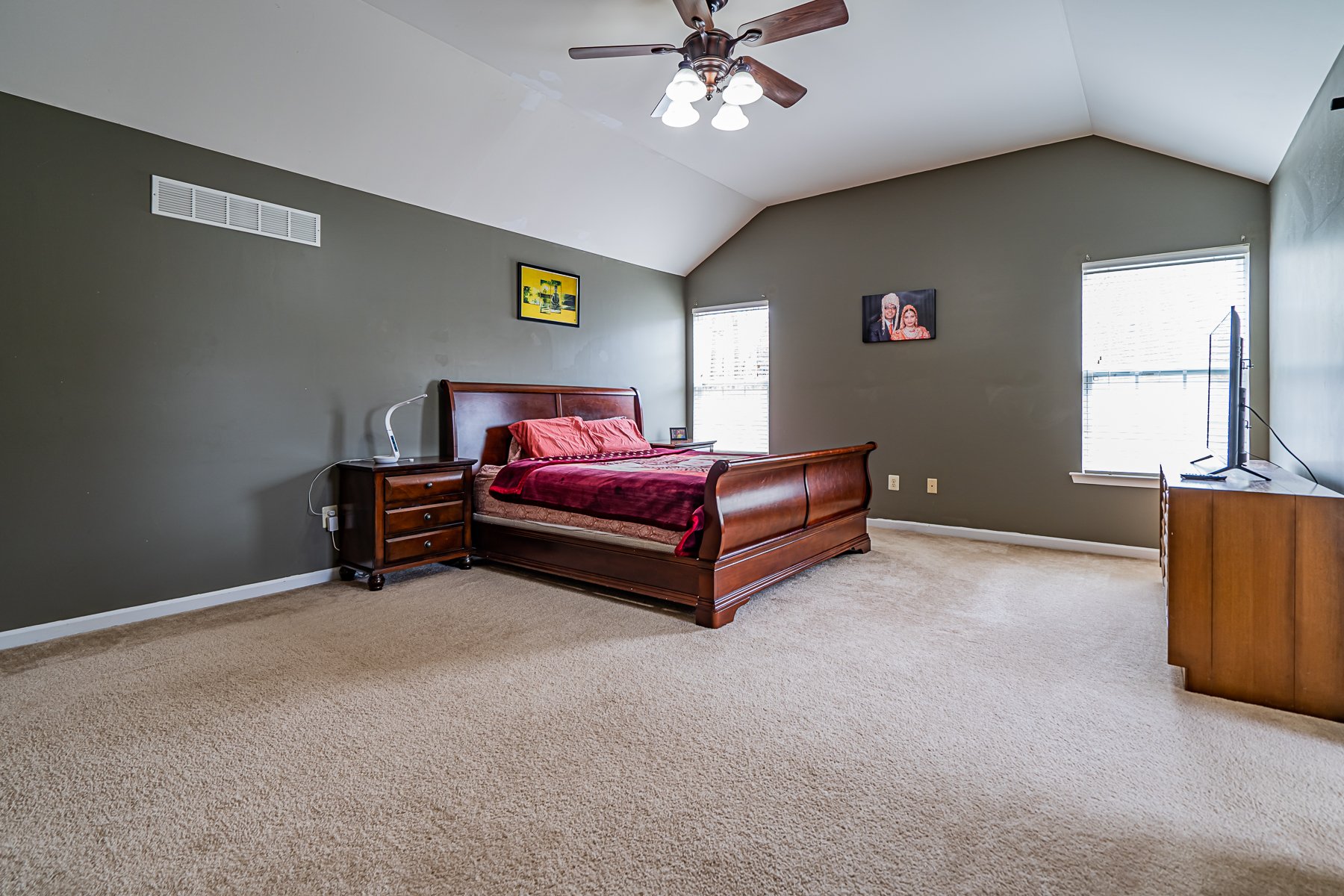 4970 Hycliff Chase