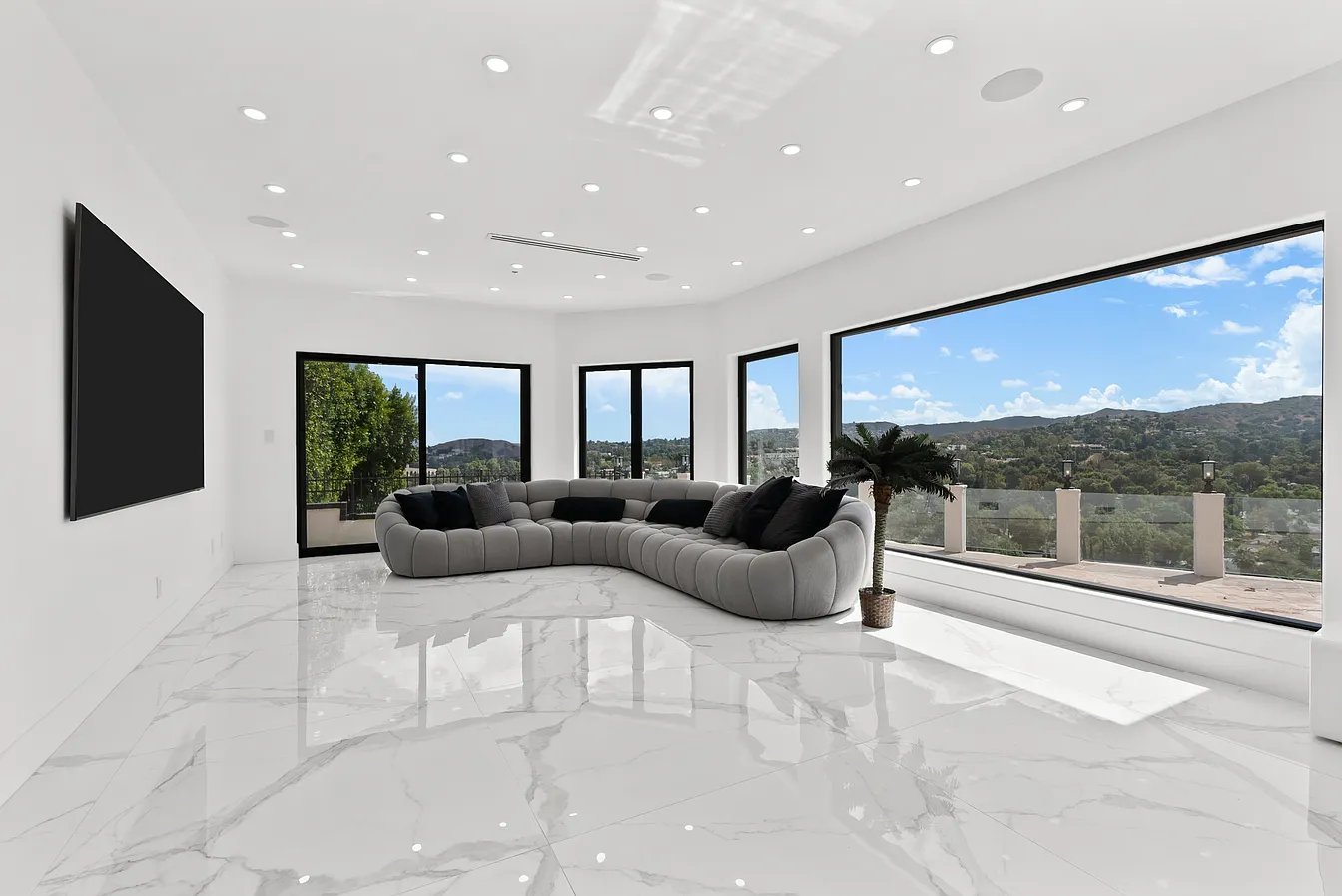 5252 Darro Road