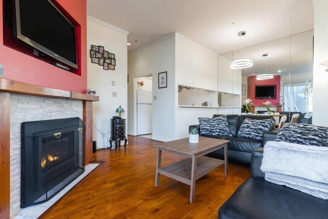 2197 W 2nd Ave, #102