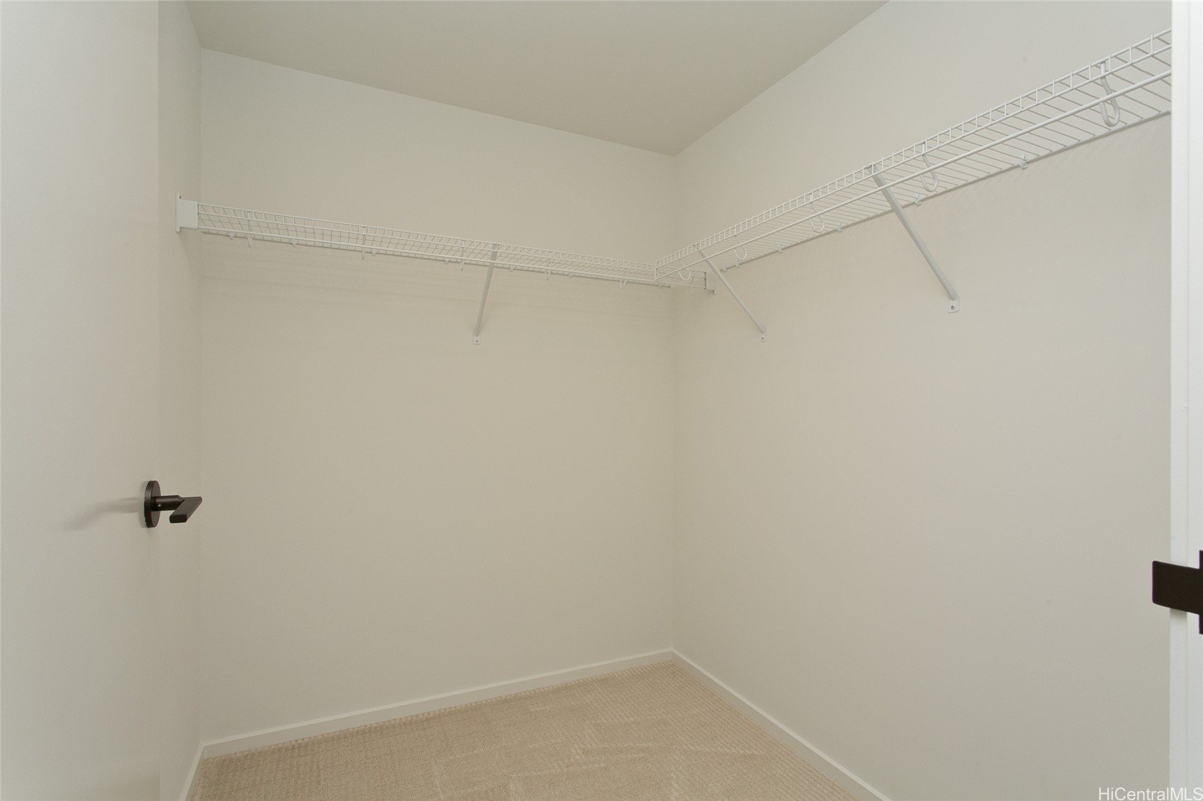 333 Ward Avenue #1607
