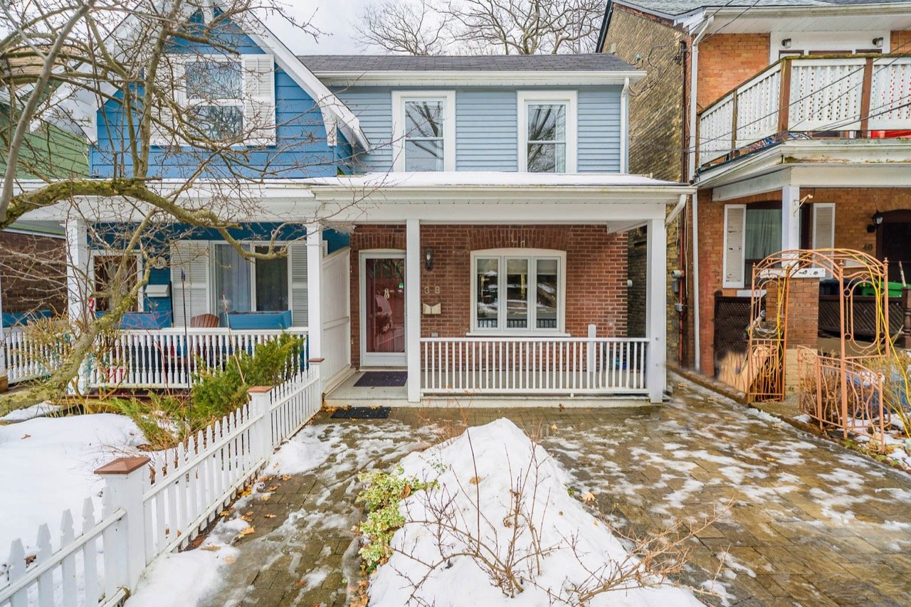 38 Victoria Park Ave