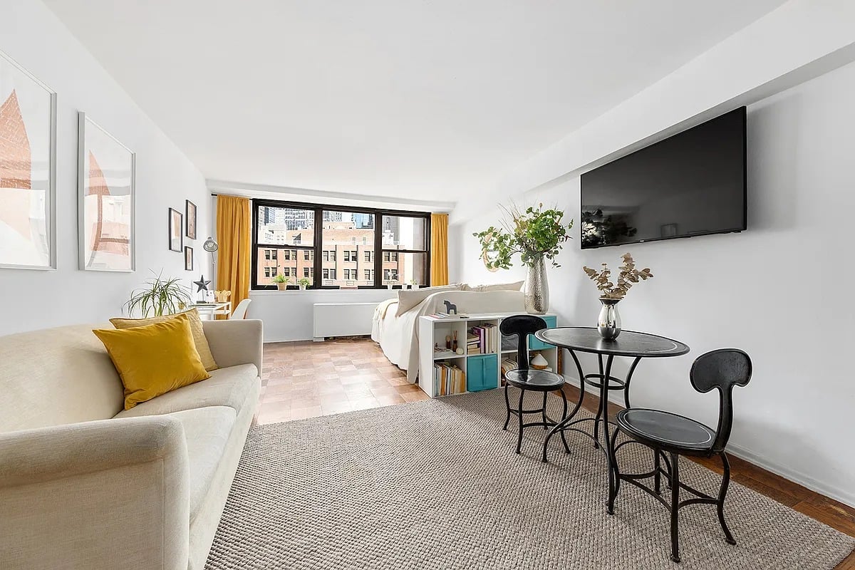 25 East 36th Street #15B