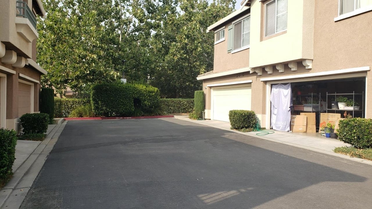 3669 Jasmine Cir