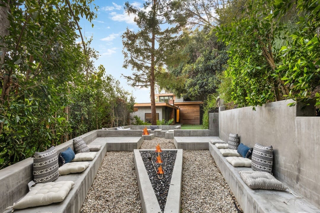 Majestic Oasis