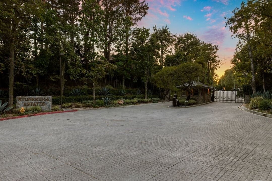 Stone Ridge Ln, 90077