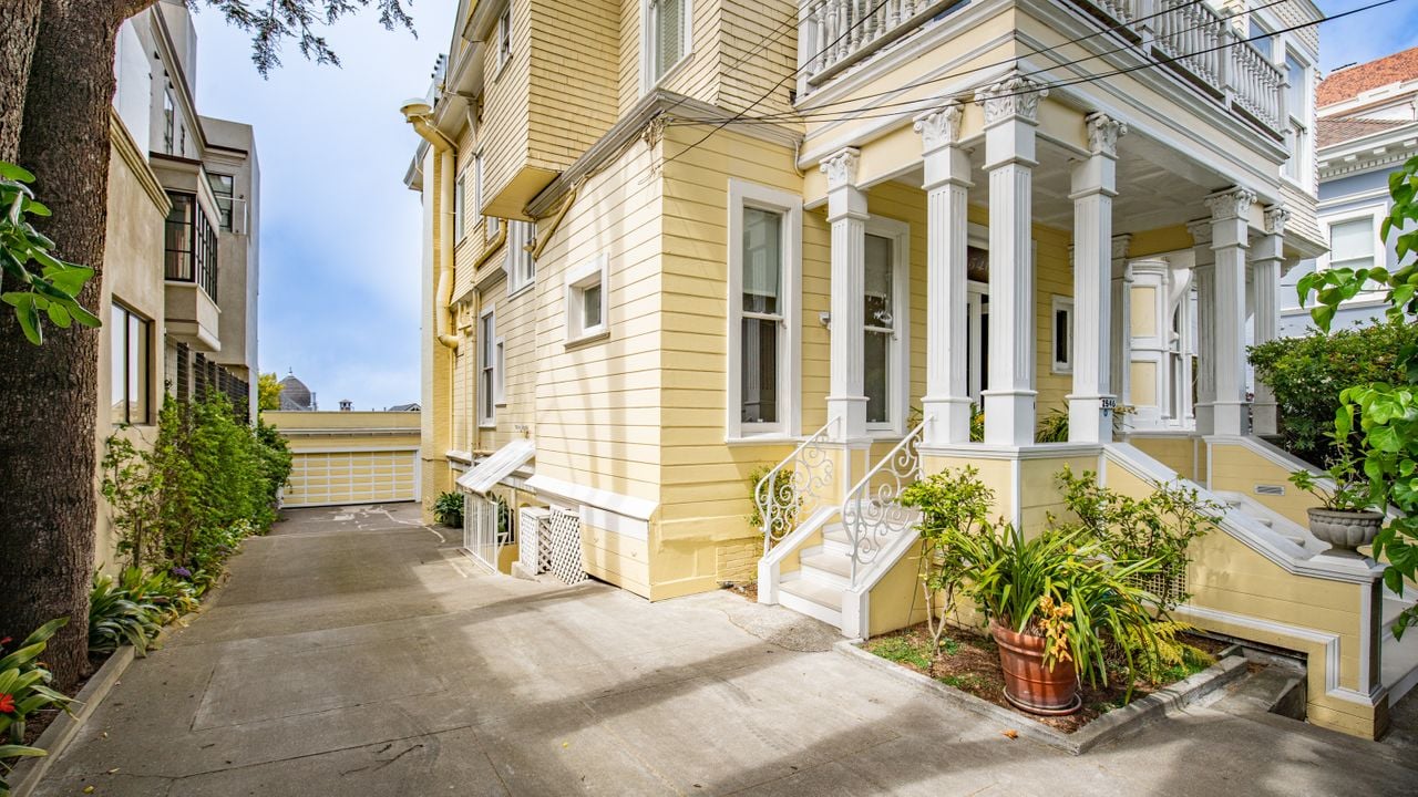 2546 Jackson Street San Francisco, CA 94115