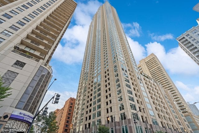 Photo of the Millennium Centre condo building at 33 W Ontario St in River North Chicago