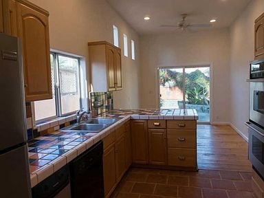 2367 Pierpont Blvd, Ventura, CA 93001