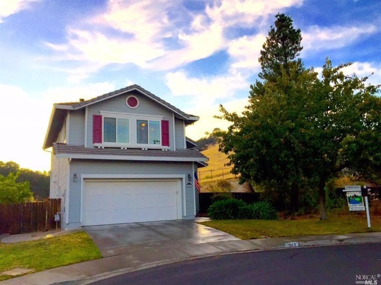 349 Hilltop Ct