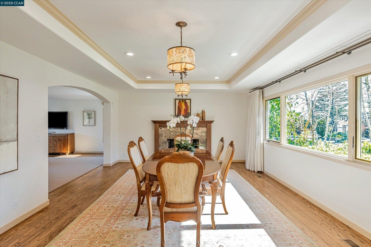 74 Warfield Dr