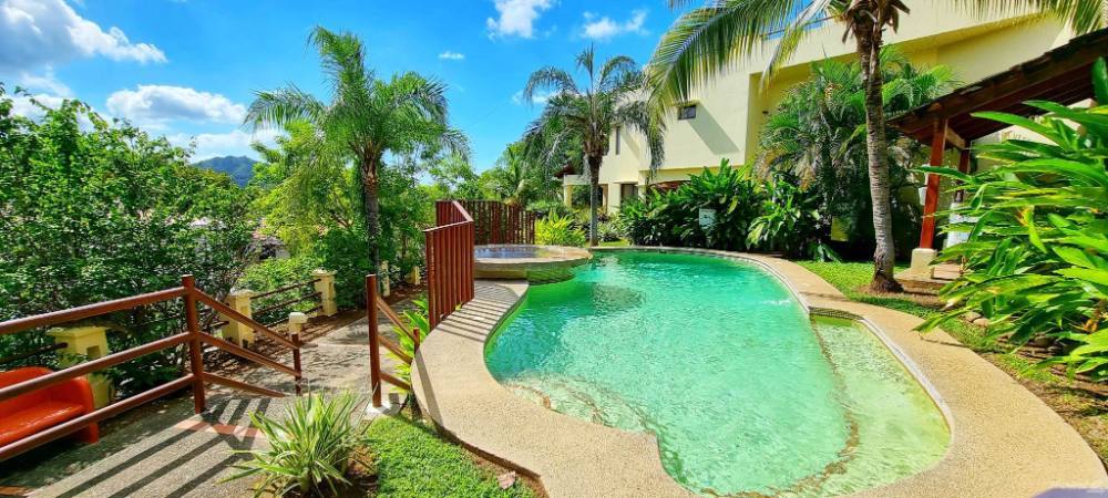 Gated Poolside Townhouse, Papagayo, Guanacaste