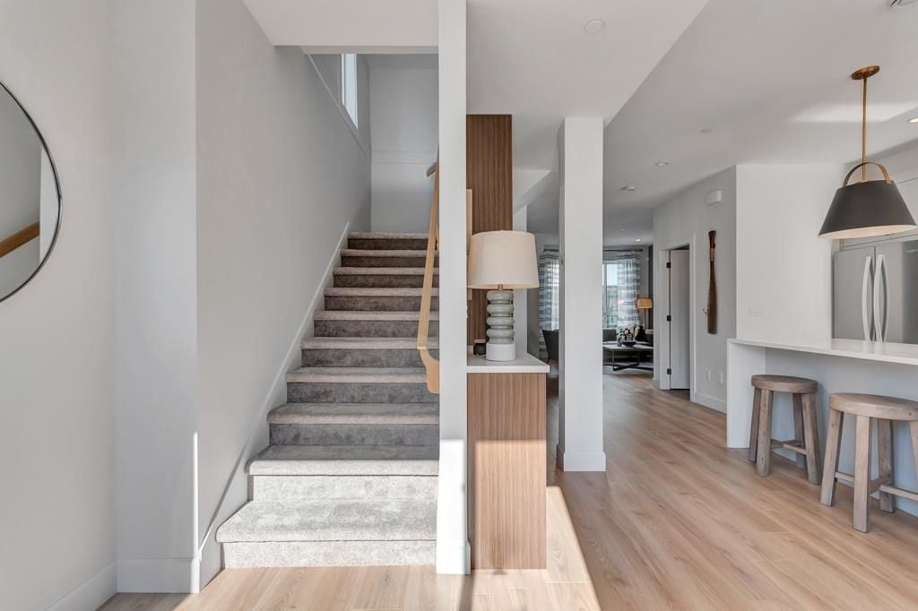 5476 Brydon Crescent, #4