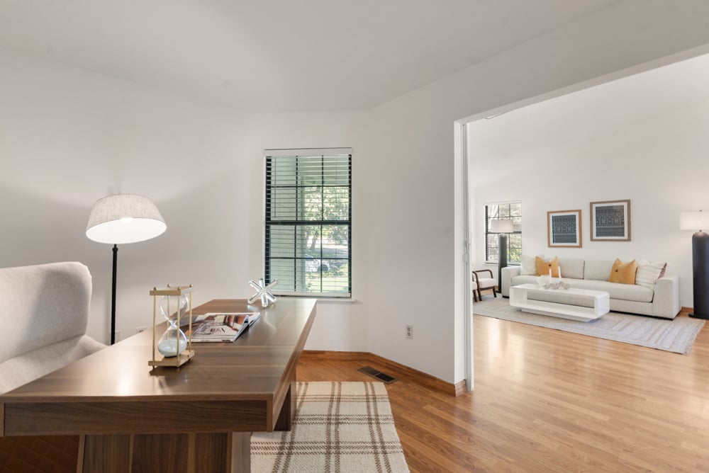 8 Starling Dr