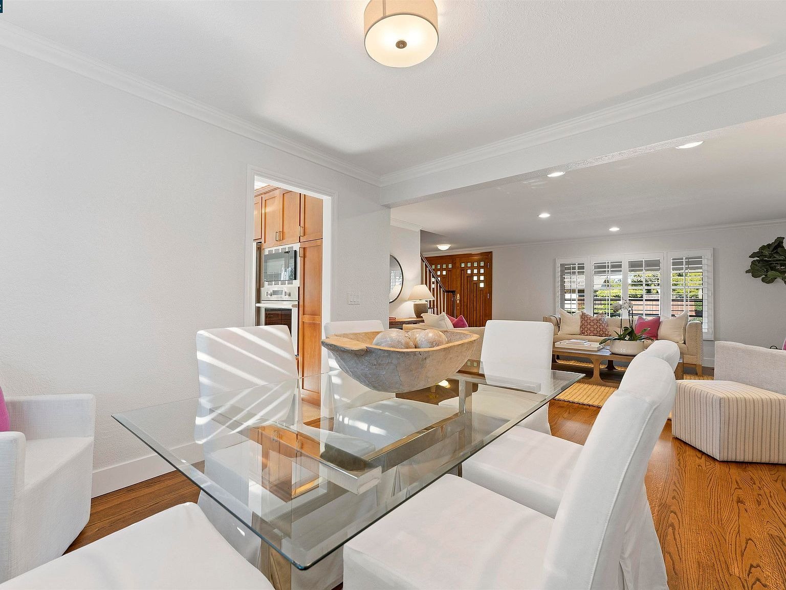 1410 De La Cruz Way