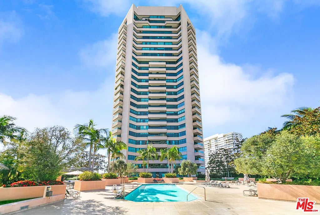 10490 Wilshire Blvd #2202