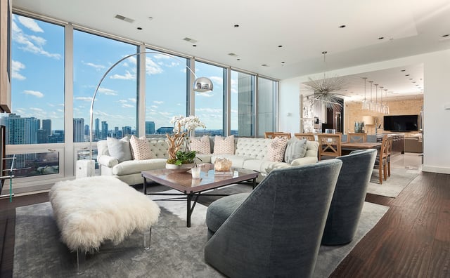 500 W Superior St Unit 2103