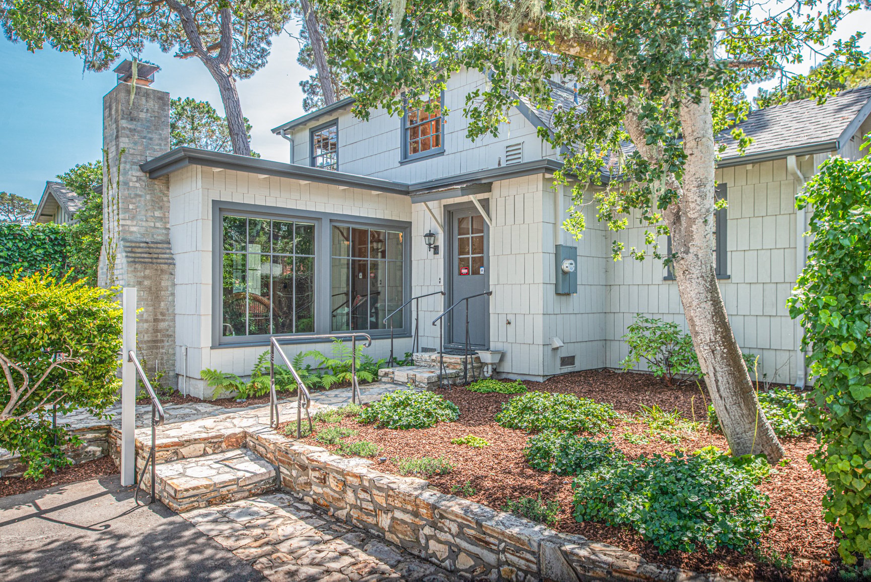Charming Carmel Cottage