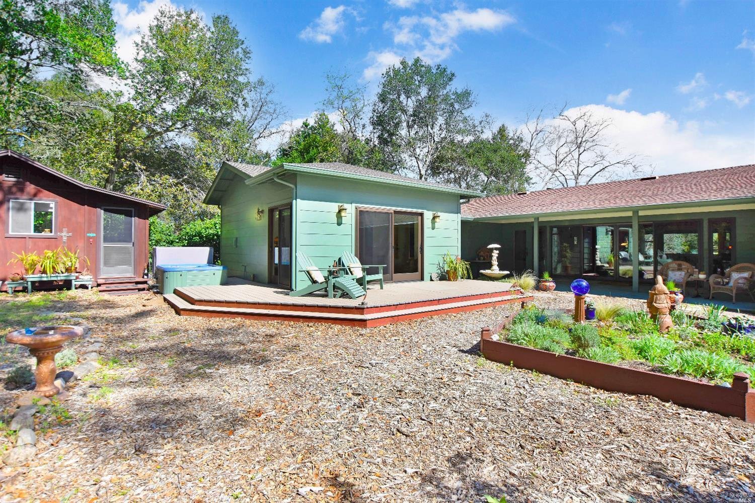 760 Agua Caliente Road West