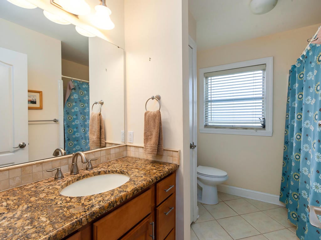 630 Emerald Harbor 