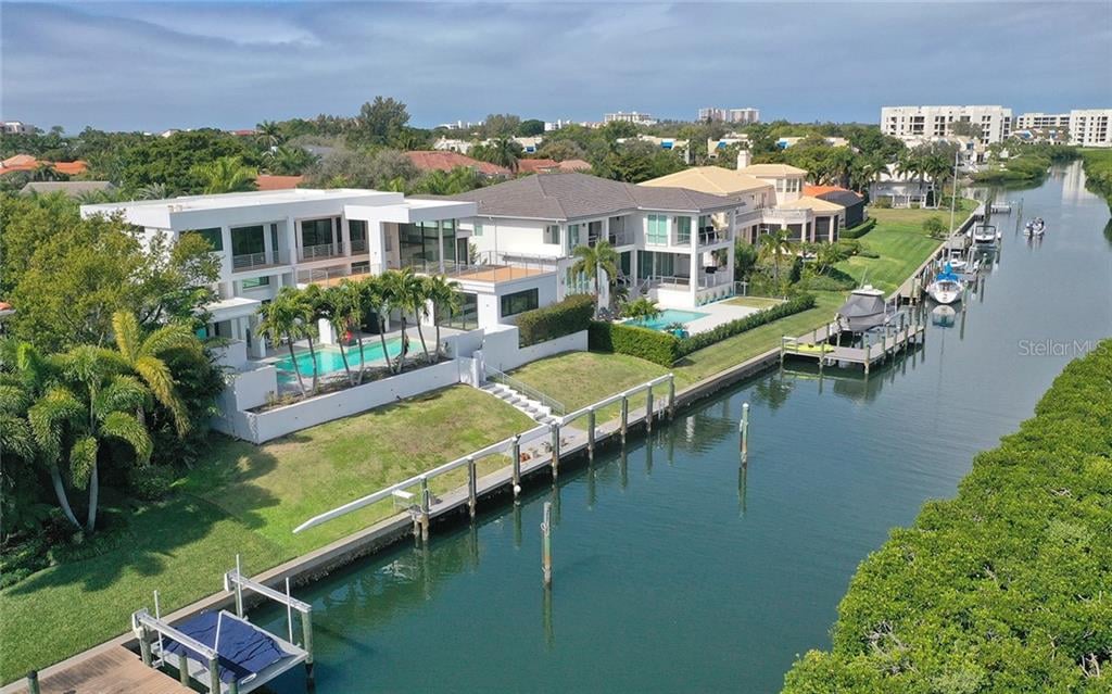 1580 Harbor Cay Lane